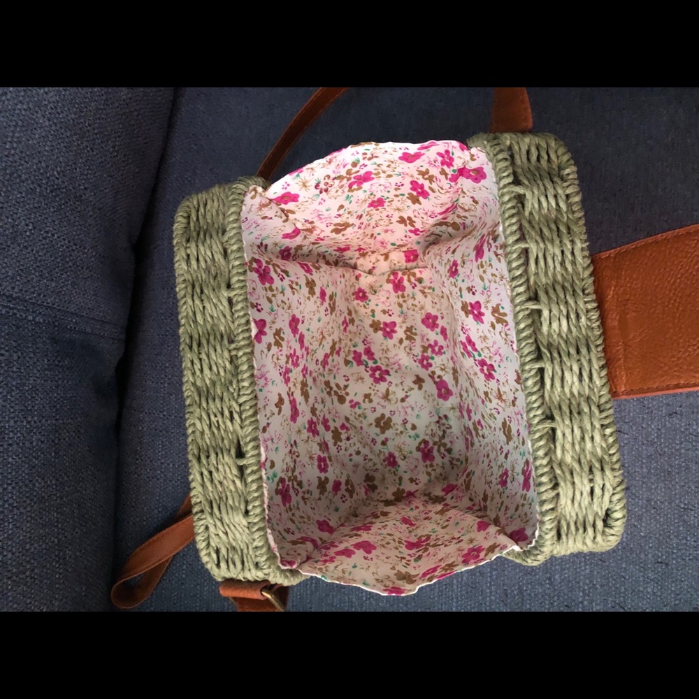Crossbody Purse - Picture 3 of 4